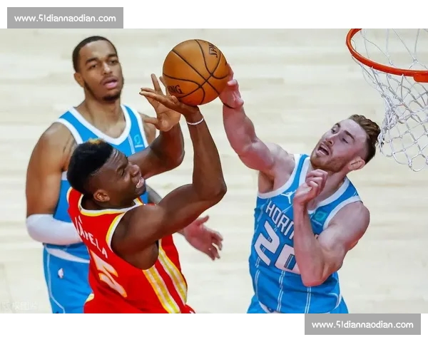 篮球比分直播实时更新赛事数据分析与精彩瞬间追踪全程掌握胜负走势